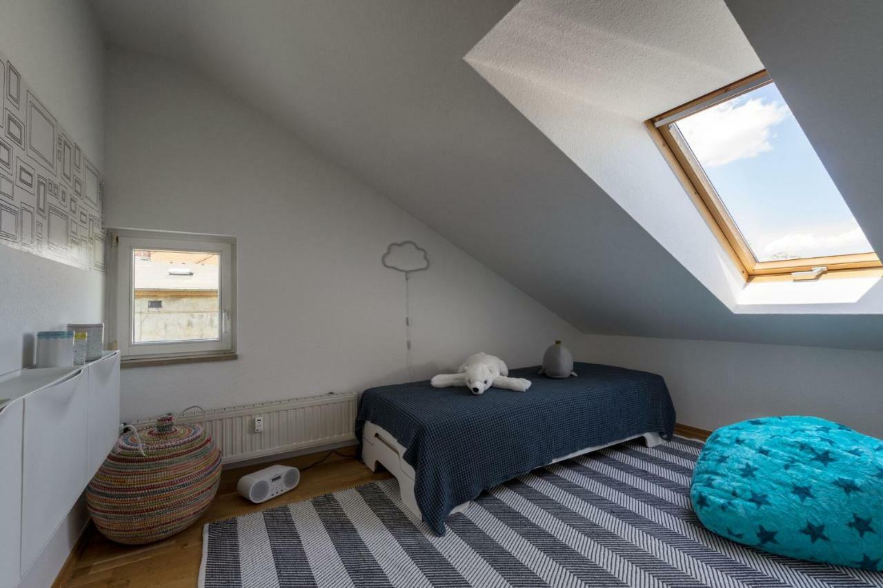 Stilvolles Zentrumsnahes Wohlfuehl-Appartment Leipzig Bagian luar foto